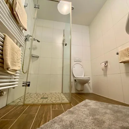 Oberhuben Apartment