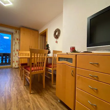 Oberhuben Apartment