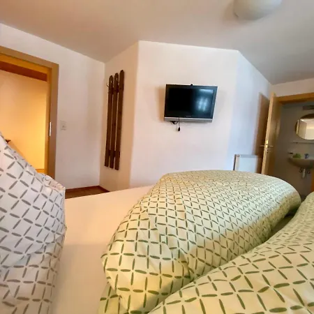 Oberhuben Apartment *