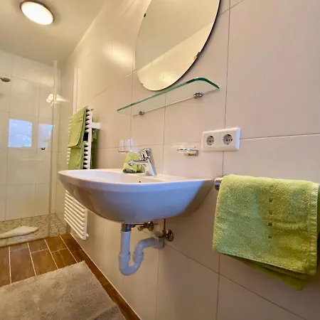Oberhuben Apartment