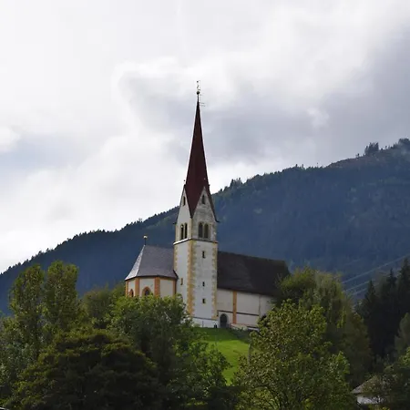 Oberhuben Apartmán *
